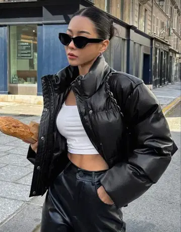 블랙 숏 기장 다운 자켓