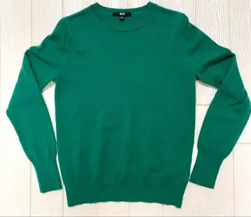 UNIQLO 유니클로 캐시미어 100% 크루넥 스웨터 L 사이즈