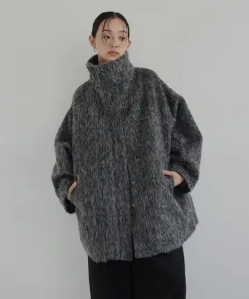 hellam 샤기 스탠드 카라 코트 그레이