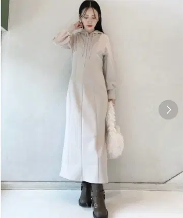 릴리 브라운 후드티 원피스 맨투맨