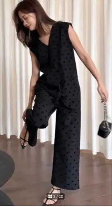 블랙 도트 무늬 올인원