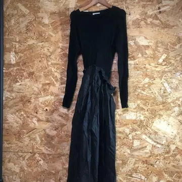 [ 2529번 ] te chichi 원피스 미사용 블랙