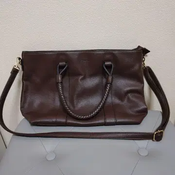 피라노 브라운 숄더백