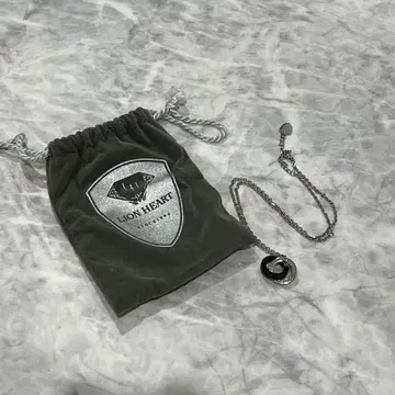 라이온 하트 목걸이