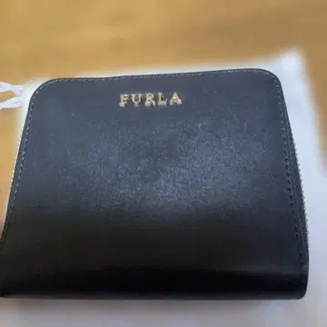 FURLA 블랙 프린지 접이식 지갑