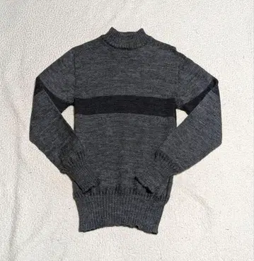 캡틴선샤인 그레이 하이넥 울 니트