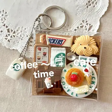 가챠 파우치 강아지와 커피 타임 스트로베리 선데이