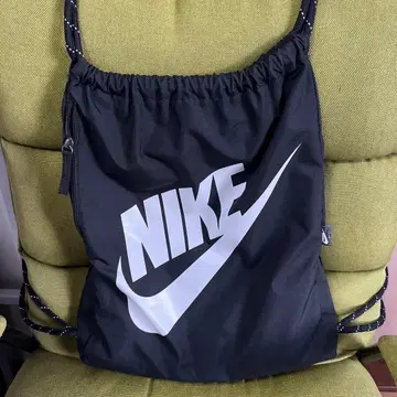 NIKE 냅색
