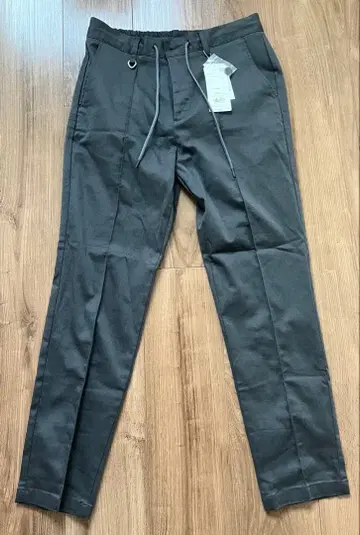 나노 유니버스 covers 이지 슬랙스