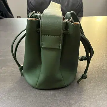 시마무라 복조리 버킷형 숄더 핸드백