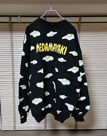 푸뉴즈 MEDAMAYAKI 눈알 프라이 맨투맨 사이즈 3