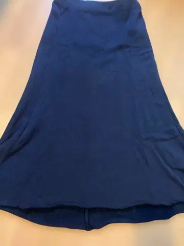 nagonstans 네이비 속기모 맨투맨 플레어 스커트 36