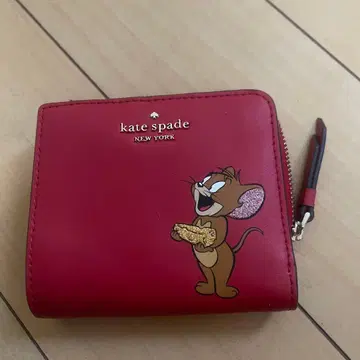 케이트 스페이드 접이식 지갑 톰과 제리