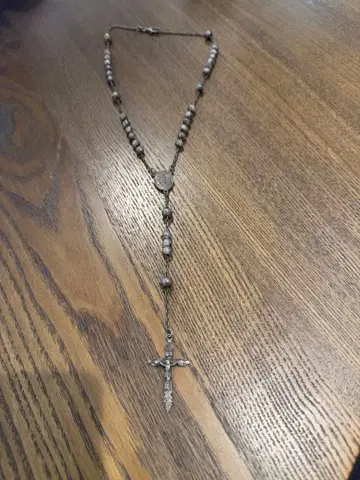 돌체앤가바나 로사리오 목걸이