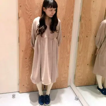 l'atelier du savon 비숍 슬리브 벨로아 원피스