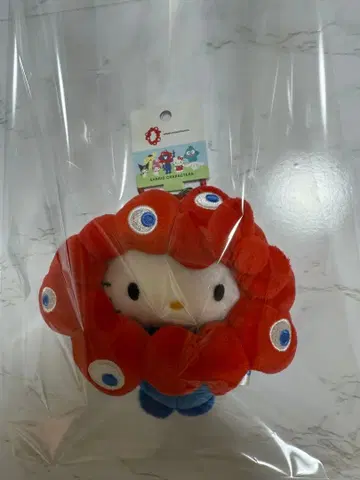 카라비너 포함 산리오 미야쿠미야쿠  봉제 인형 BC 헬로키티