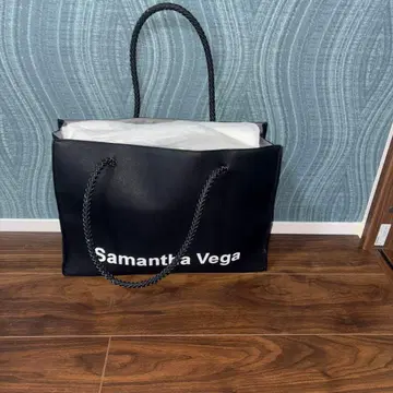 사만사 베가 블랙 토트백