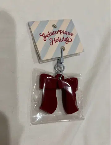 젤라또피케 팝업 스토어 참 리본 빨간색