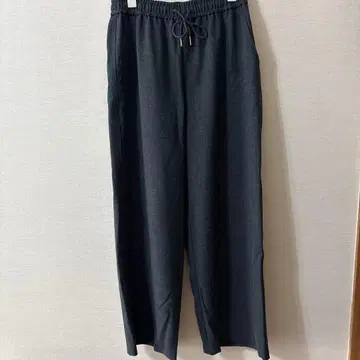노리즈 다크 그레이 와이드 팬츠 허리밴딩