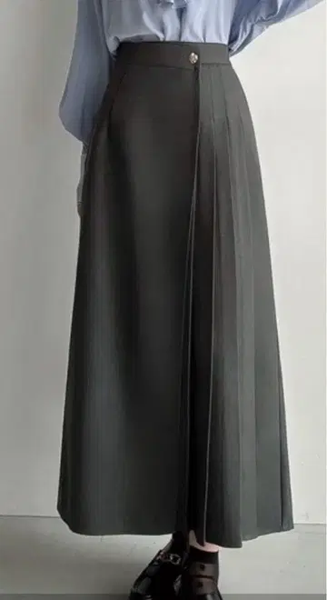 그레이 플리츠 롱 스커트 하이웨스트
