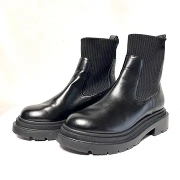 미사용 새상품 사이드 고어 부츠 통굽 가죽 블랙 22cm