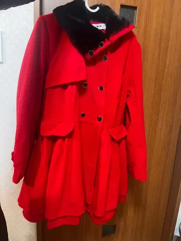 A라인 플레어 프린세스 코트 레드 블랙 바이컬러