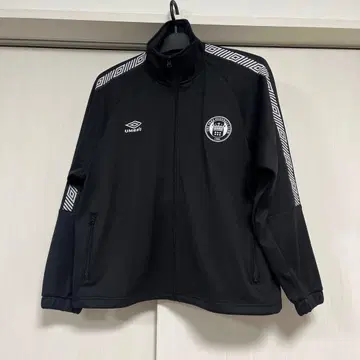 엄브로 프릭스스토어 콜라보 트랙 자켓