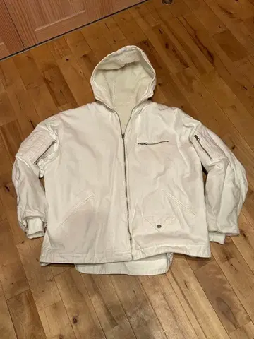 ADRER 리버서블 덕 후드 자켓 화이트