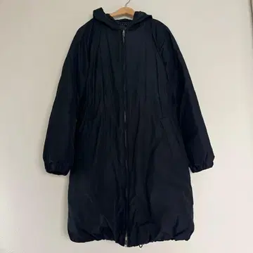 띠어리 블랙 후드 부착 다운 코트