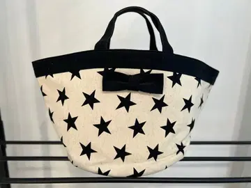 intoxic 별 패턴 리본 포함 토트백