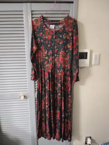 레어 laura ashley 로라 애슐리 플라워 프린트 롱 원피스