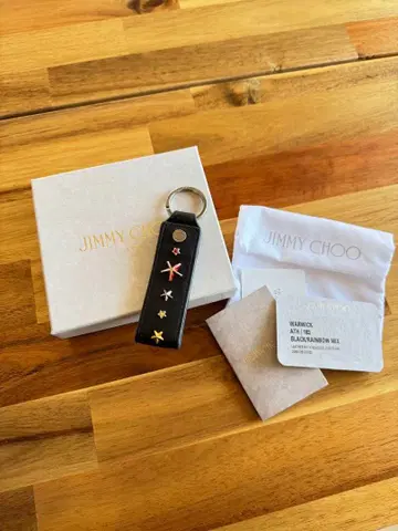 JIMMY CHOO(지미추) 키링 WARWICK