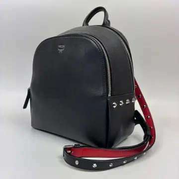 컨디션 최상 MCM 스터드 백팩 데이팩 가죽 여성용