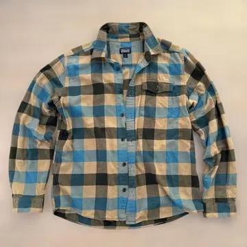 [ 12/16까지 세일 ] patagonia 플란넬 셔츠 M 사이즈