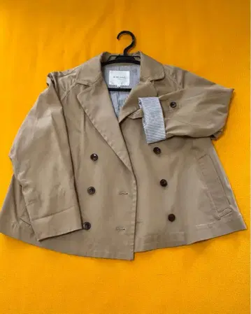 MOGA 베이지 더블 브레스트 트렌치코트 사이즈 2