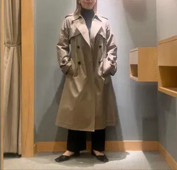 데미룩스 빔즈 / 코튼 샴브레이 트렌치코트 애로우즈 팬에게도