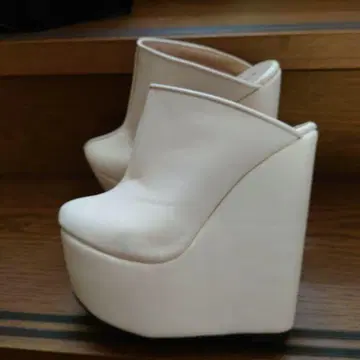 화이트 웨지힐 뮬