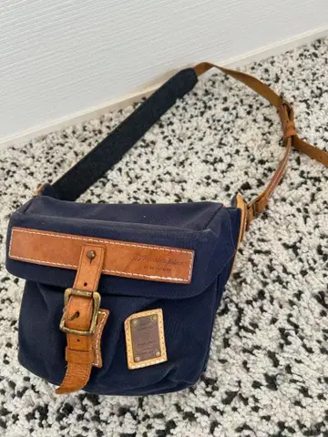 MASTER PEACE 가죽 숄더 네이비 바디백