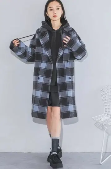 새상품 지나시스 W 체스터 울 리버 미들 코트