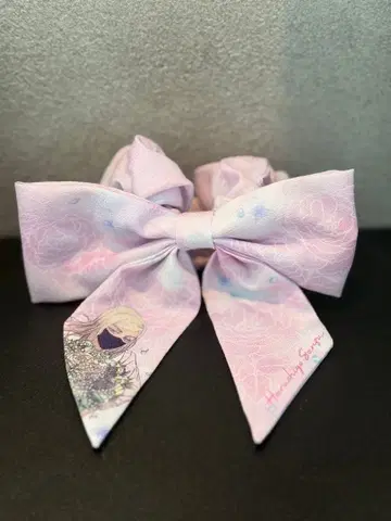 산즈 하루치요 리본 스크런치