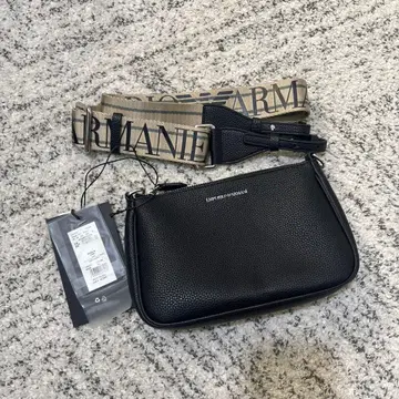 엠포리오 아르마니 숄더백 블랙