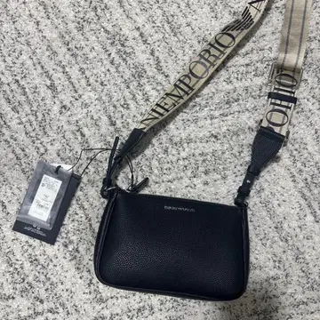 엠포리오 아르마니 숄더백 블랙