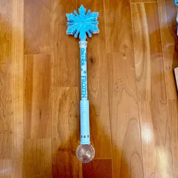 디즈니 온 아이스 라이트 지팡이