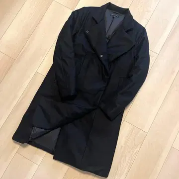 띠어리 울 코트 안쪽 다운 스탠드넥 미 실루엣 S 사이즈