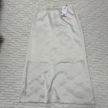 PLST 새틴 내로우 롱 스커트 M 사이즈