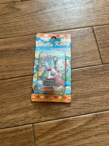 교토 한정판 헬로키티 지퍼 마스코트
