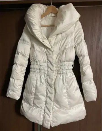 핑키앤다이안 다운 코트