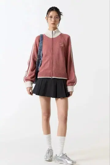 [Odd Studio 오드스튜디오] 니트 집업 핑크