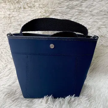 [ 컨디션 최상 ] A.D.M.J 매직 라이트 숄더백 네이비