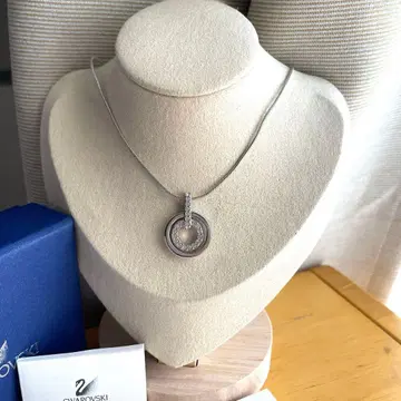 SWAROVSKI 목걸이